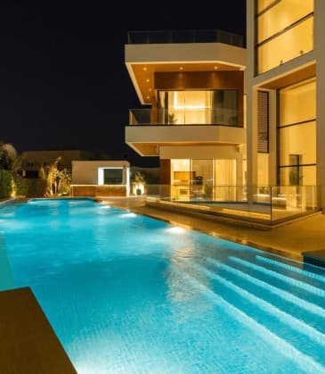 Distinctive Luxury