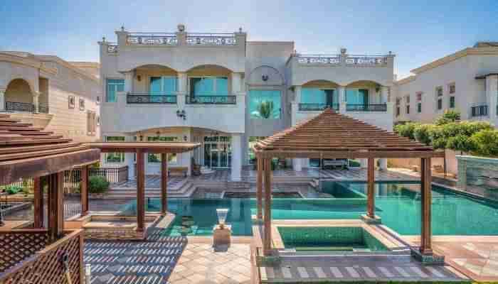 Community Spotlight: Emirates Living