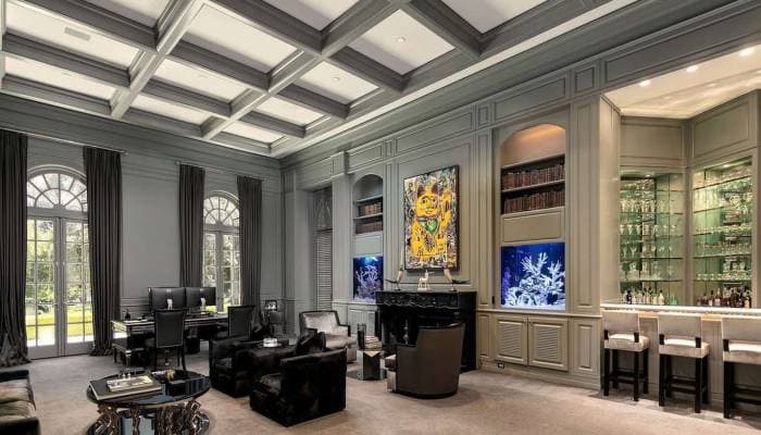 The Finest Mansions in Los Angeles
