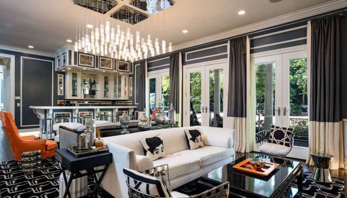 The Finest Mansions in Los Angeles