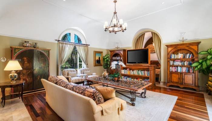 Best And Finest Waterfront Homes In Miami