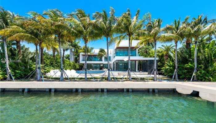Best And Finest Waterfront Homes In Miami