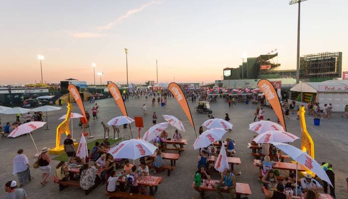 Dubai Rugby Sevens ( Emirates Airline ) - More Than a Tournament