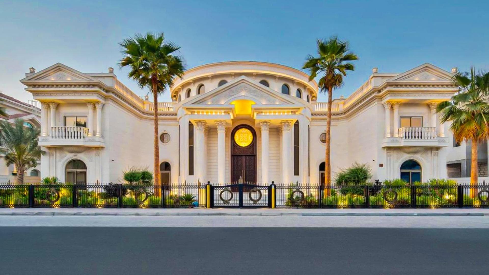 Villas that define Ultra-luxury - 25 September 2025 - 10