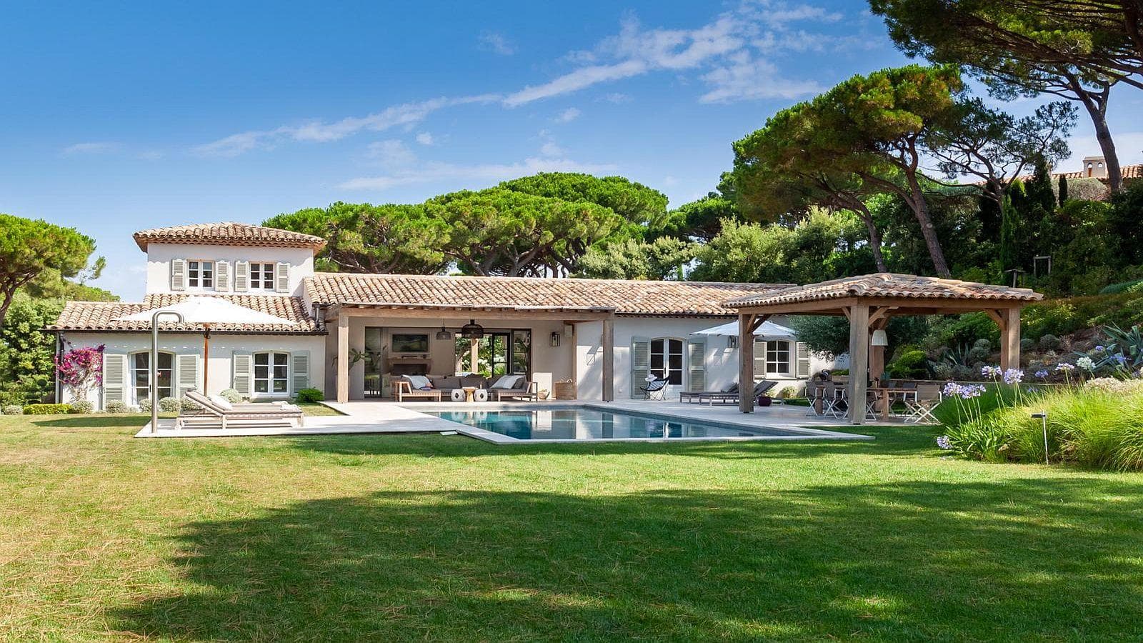 The Mediterranean Dream: 10 Stunning Luxury Villas in the Riviera and Greek Islands - 27 April 2026 - 20