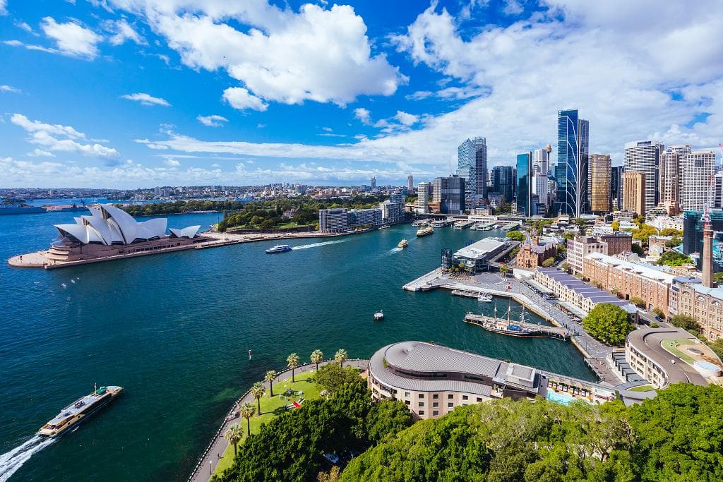 6 Best Waterfront Cities in the World - 15 January 2018 - 9