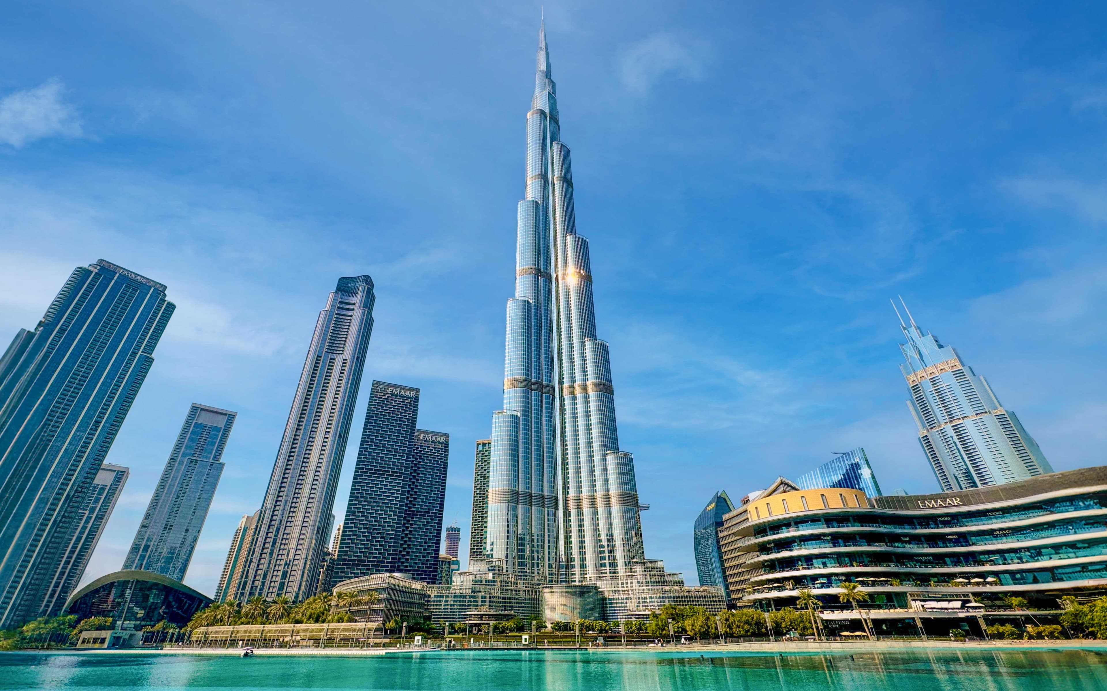Explore Top Attractions in Downtown Dubai Area