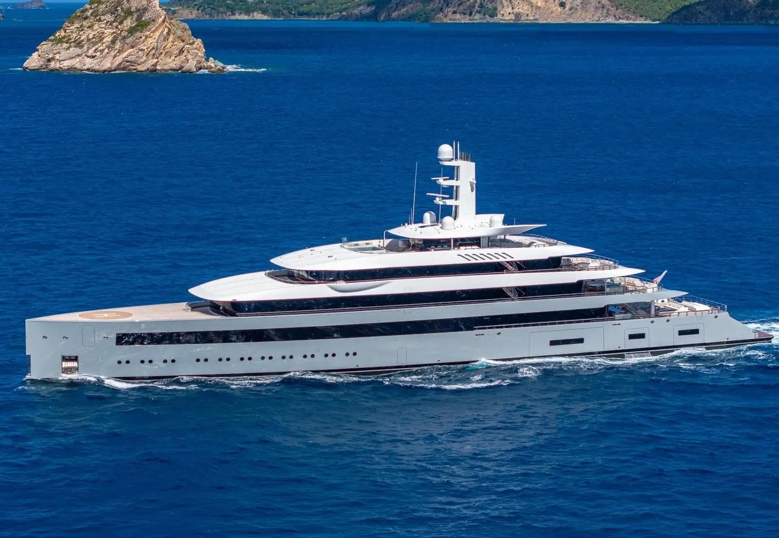 yacht brokerage marketing — superyacht promotion reaching high-net-worth buyers worldwide