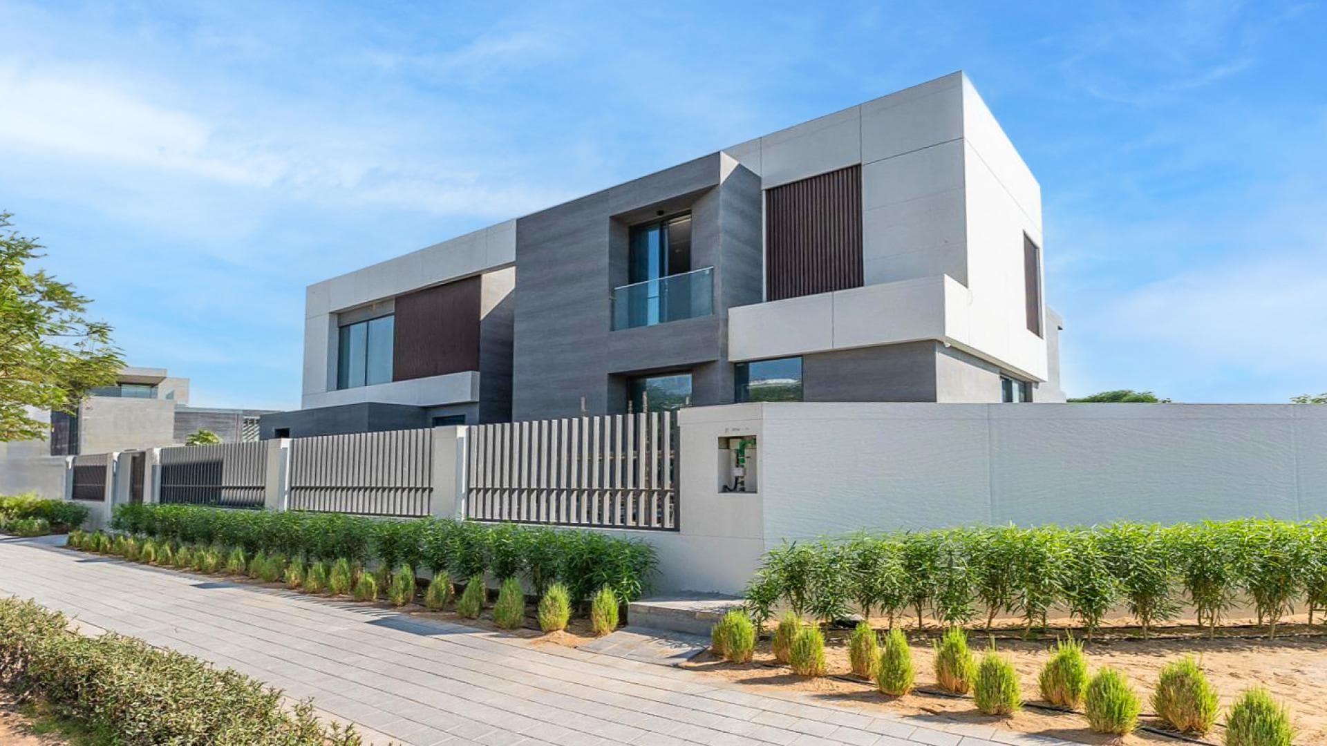 The Rise of Dubai Hills Estate: A New Standard in Luxury Living - 14 January 2025 - 14