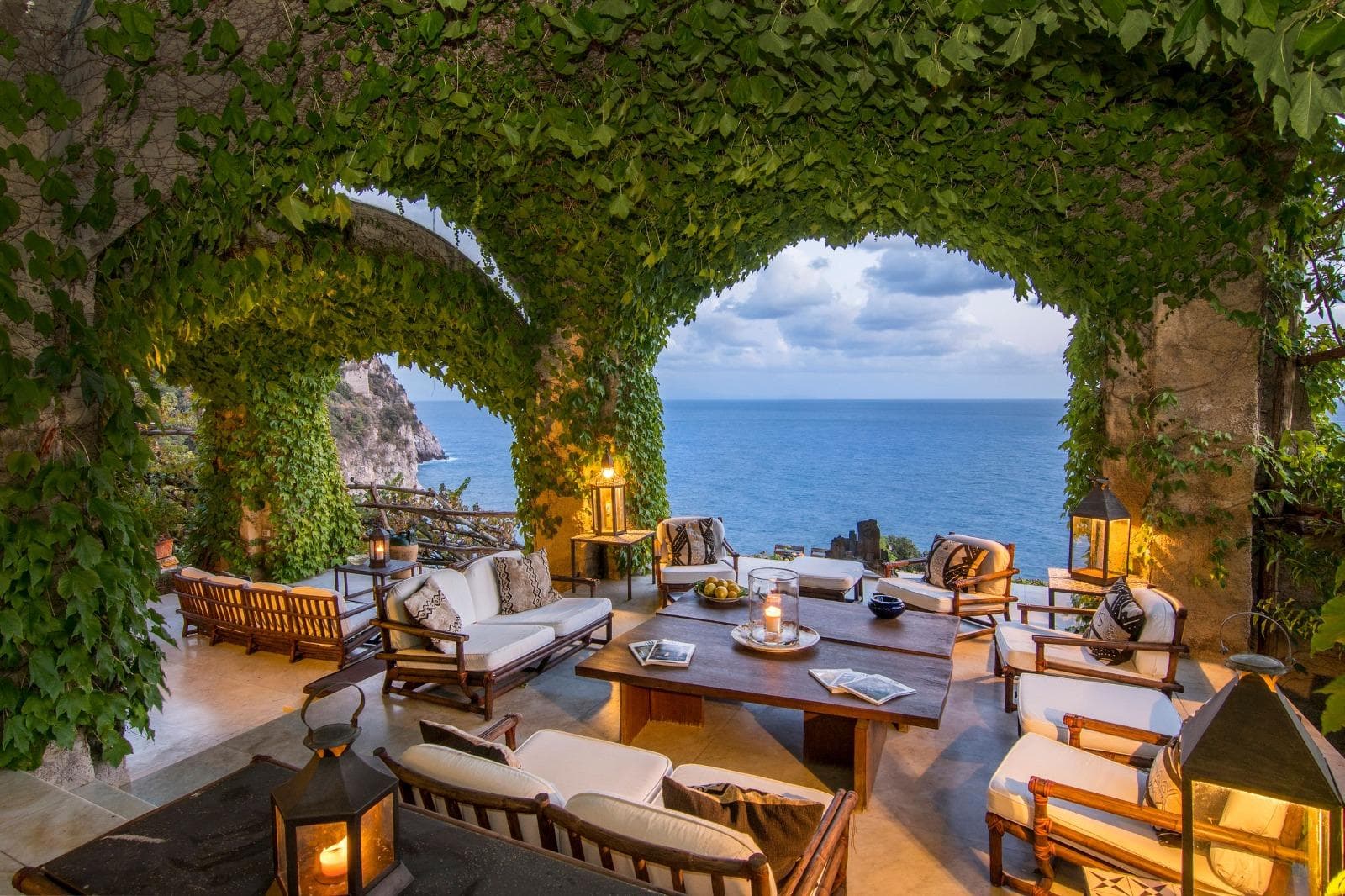 Italy’s Most Prestigious Villas, Estates and Waterfront Homes - 11 May 2026 - 15