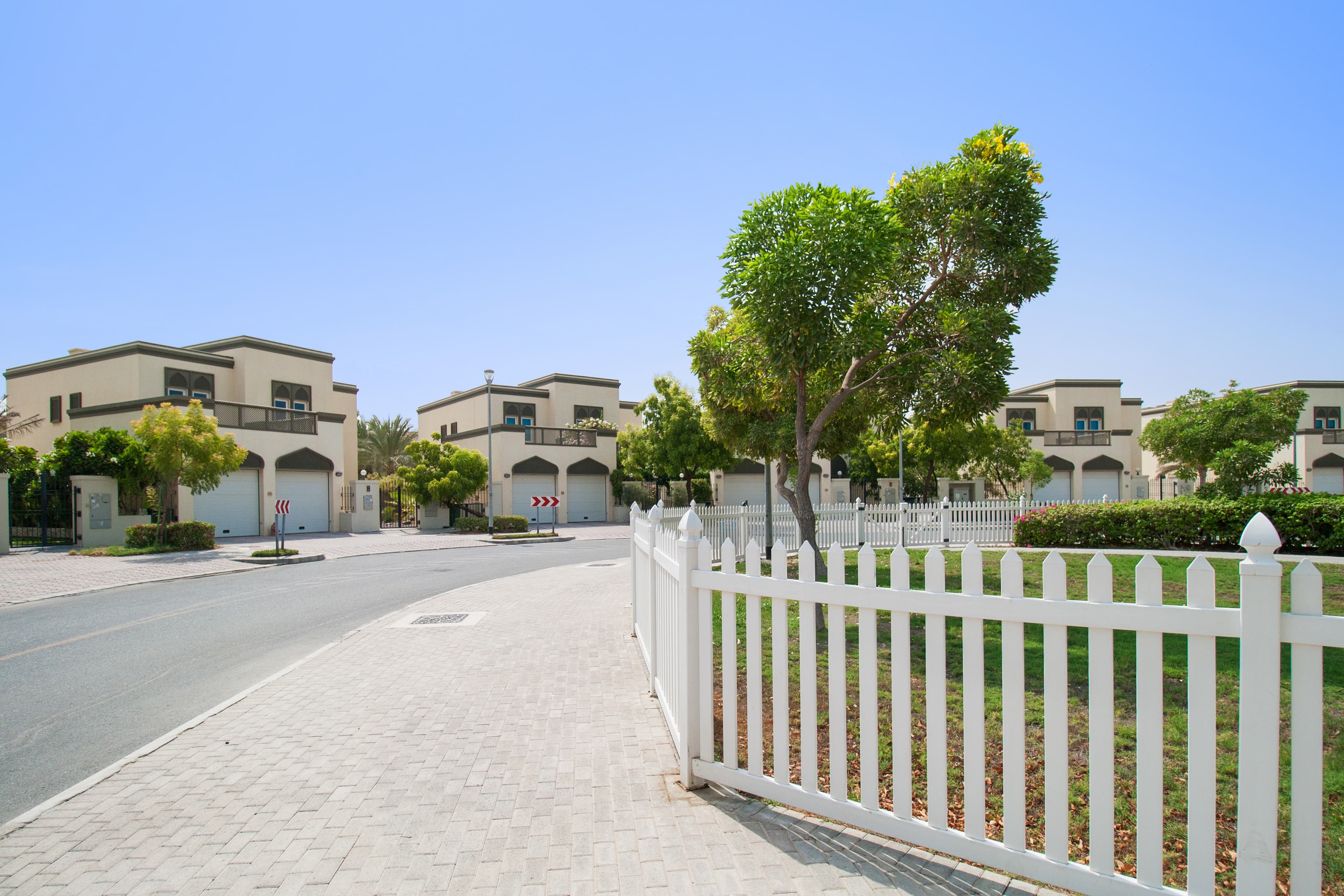 8 Communities Showcasing Affordable Luxury in Dubai - 11 April 2023 - 19