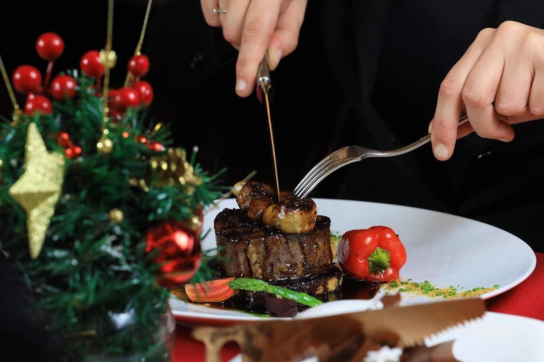 Al Habtoor City New Year Feast