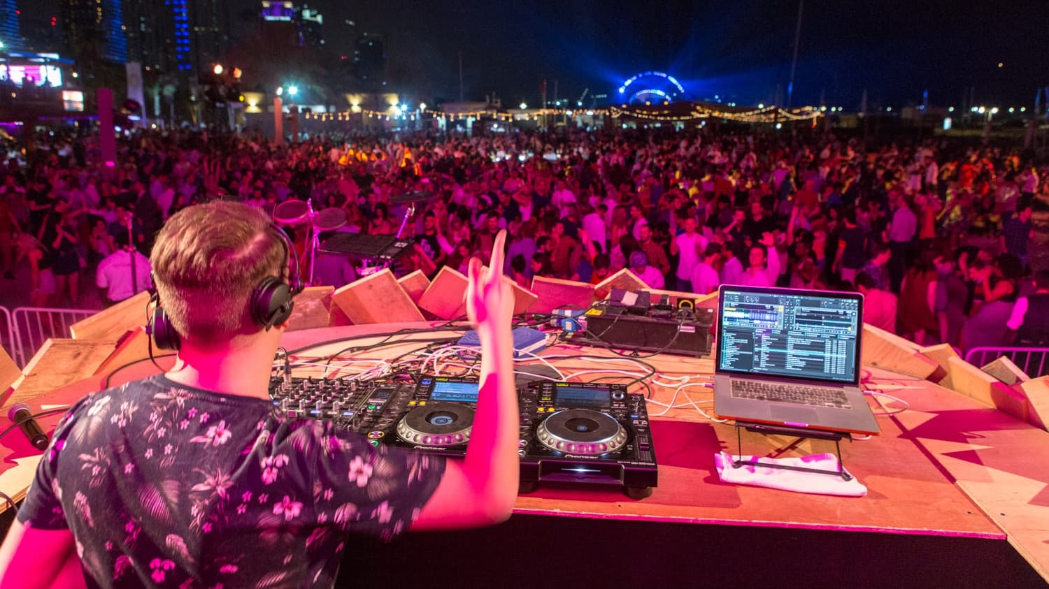 Barasti Beach Dubai Night