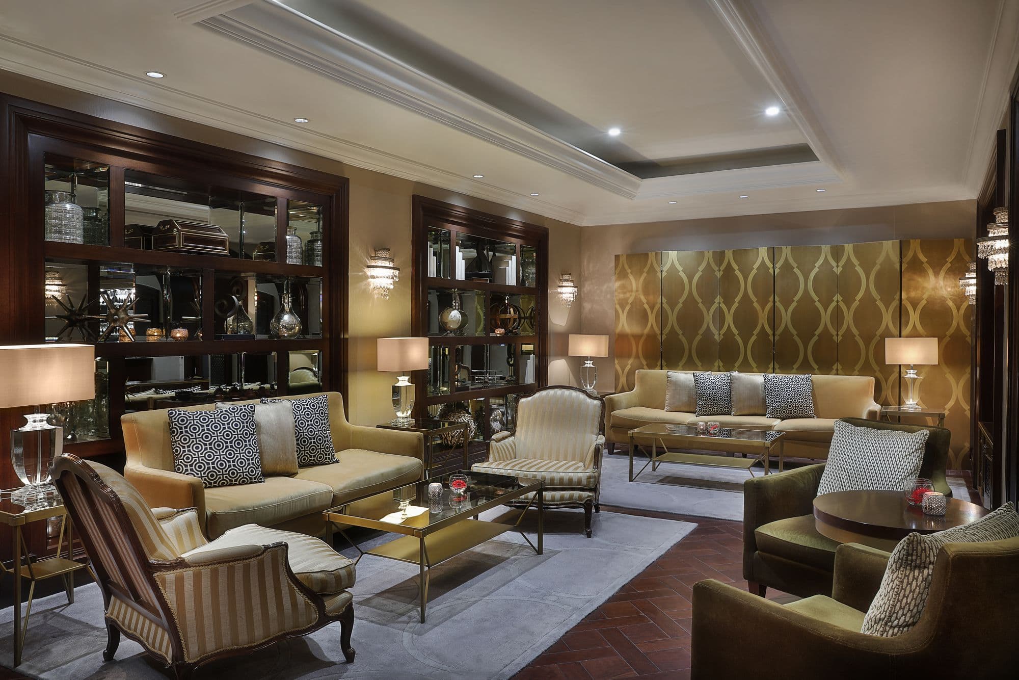 Library Bar, Dubai