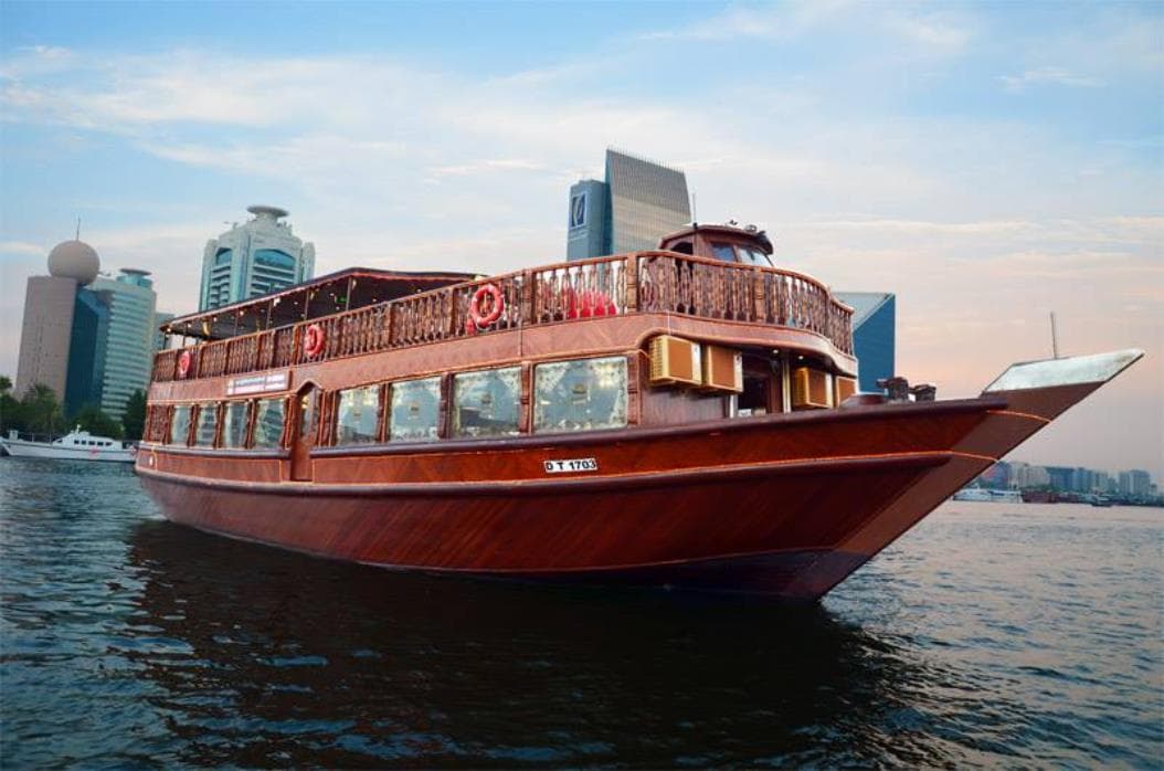 Cruise_on_a_Traditional_Dhow