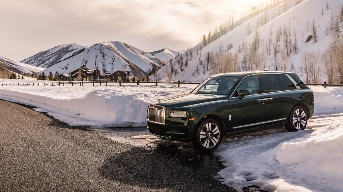 SUV Meets Saloon