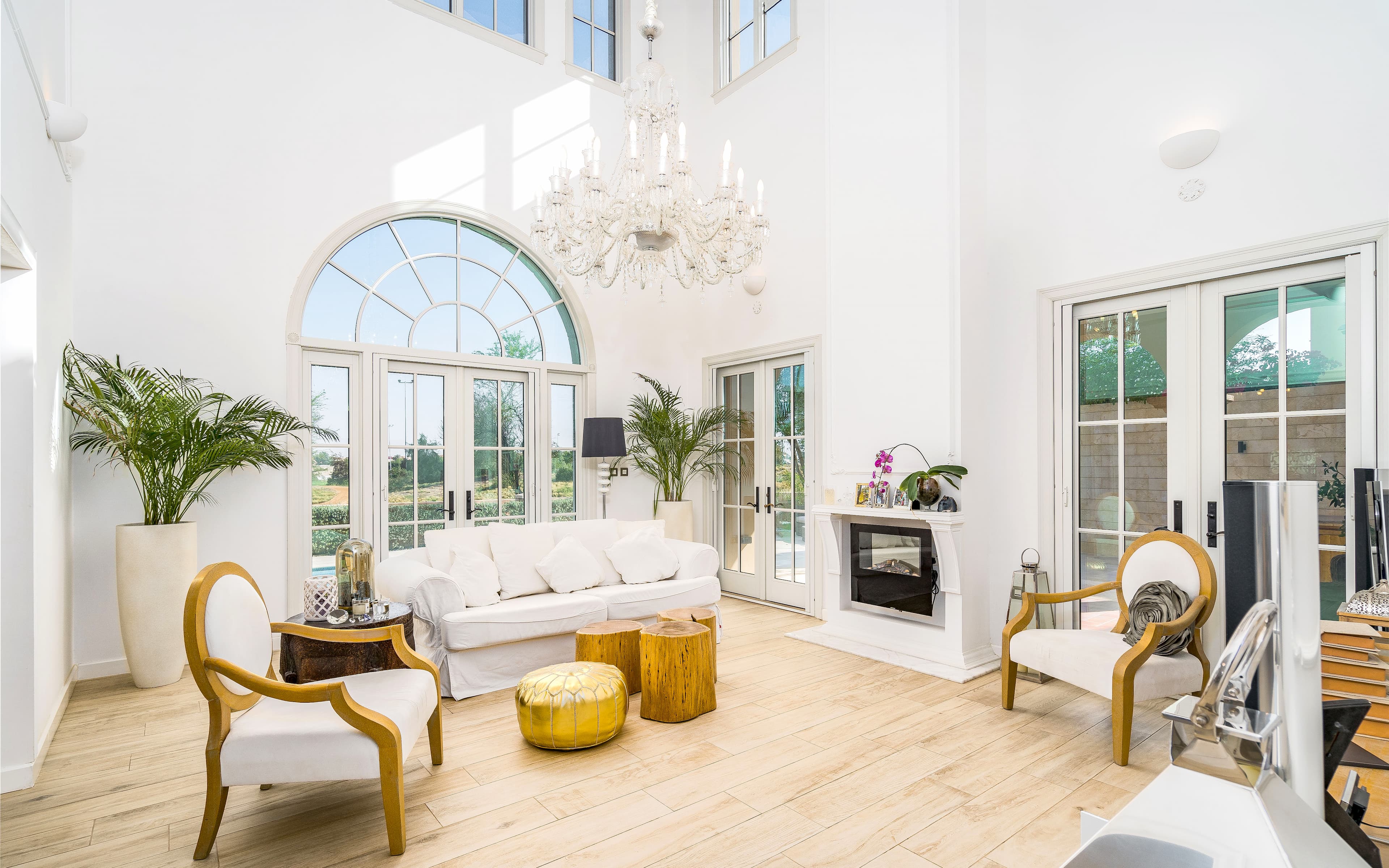 The issue of fake listings