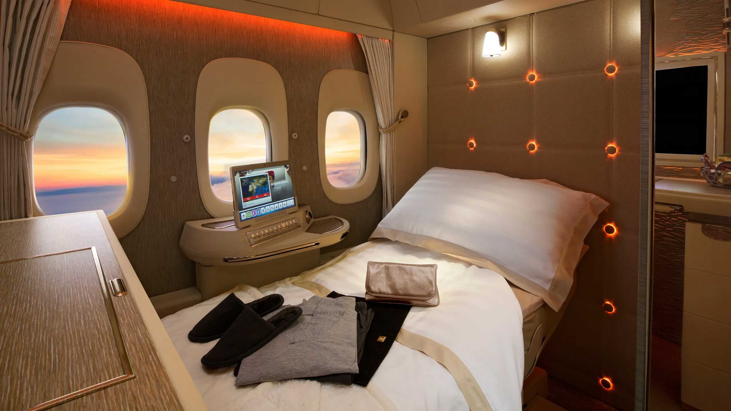 Gateway to the Globe: Discover How Emirates Airlines Connects You from DXB - 21 October 2024 - 22