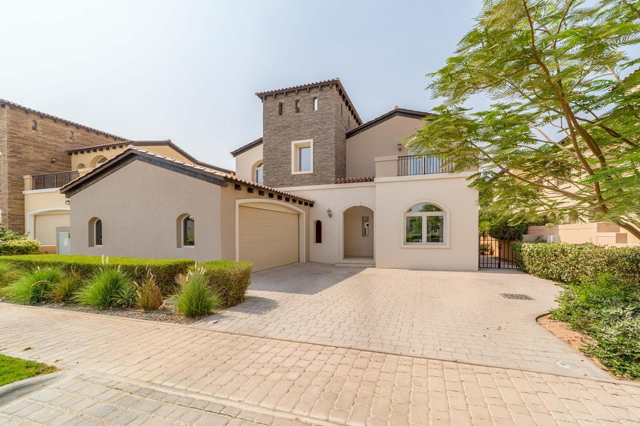 Family_Home_in_Sienna_Lakes_Dubai