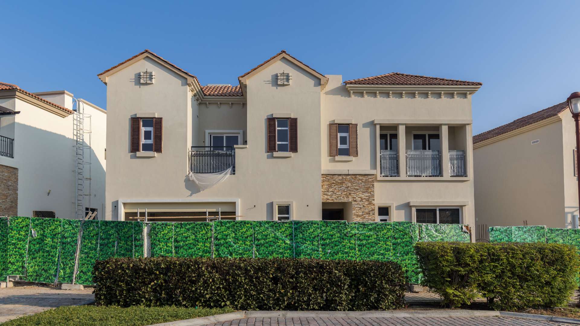 Community Spotlight: Flame Tree Ridge in Jumeirah Golf Estates - 12 August 2022 - 5
