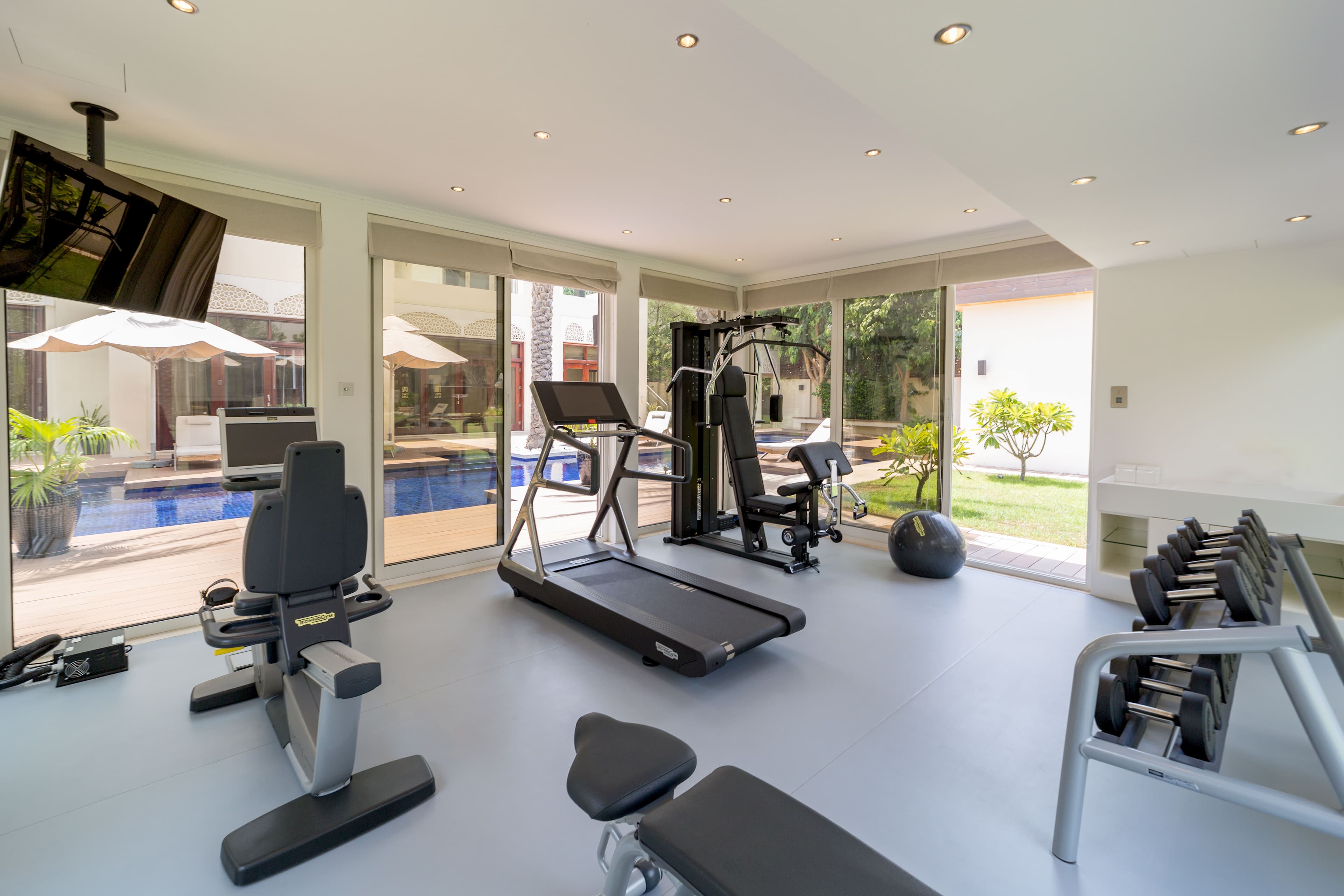 Hoe Gym at Al Barari