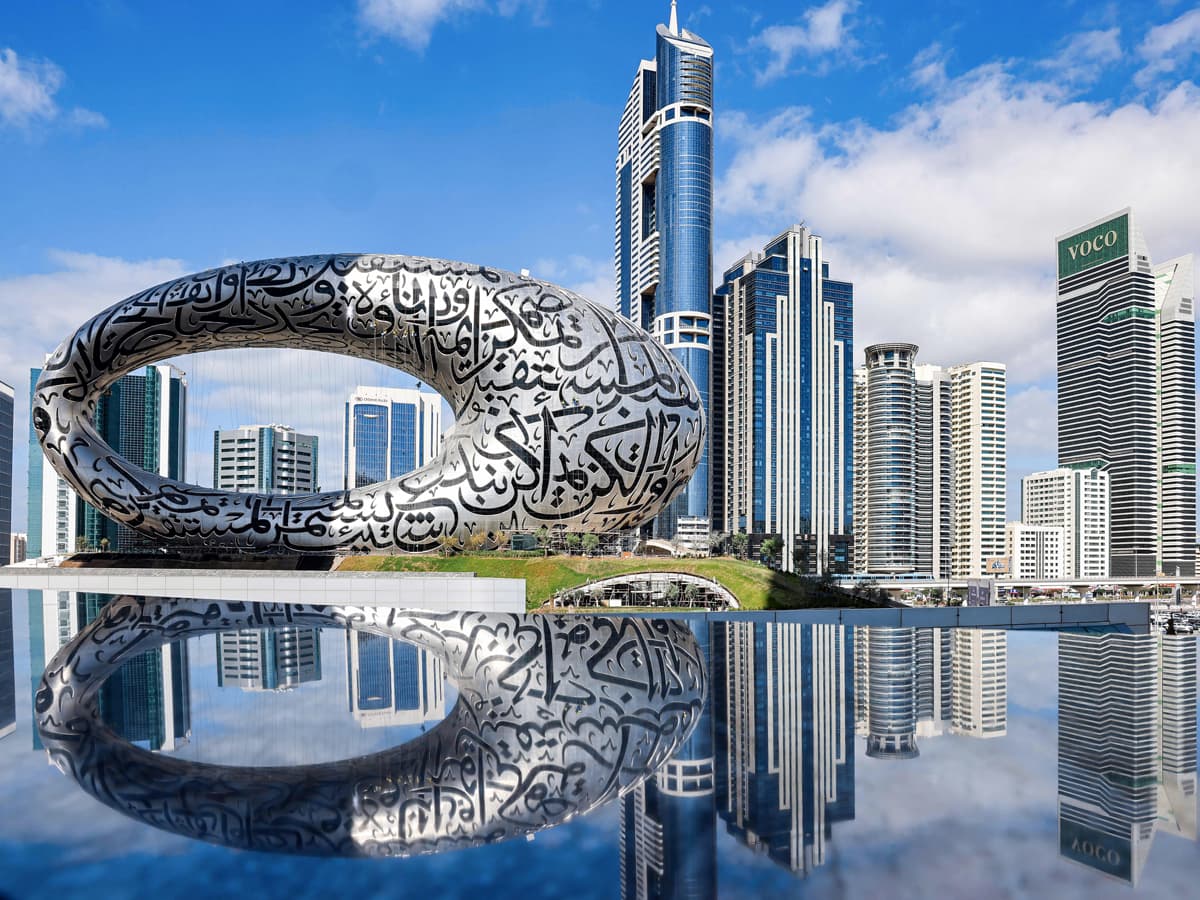 Dubai Architecture - A progressive Movement ahead of its Time - 17 April 2023 - 17