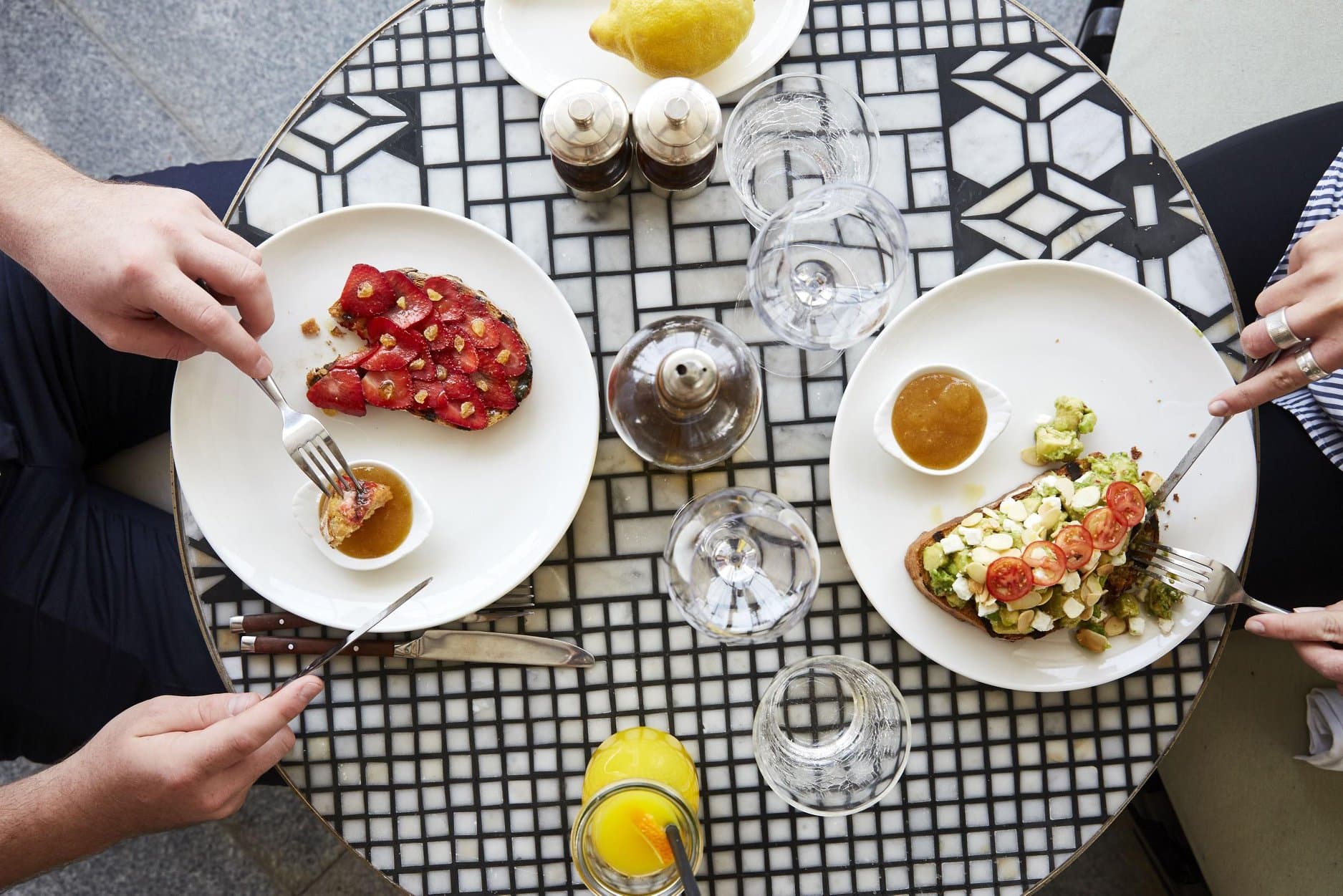 Restaurants In Emirates Hills