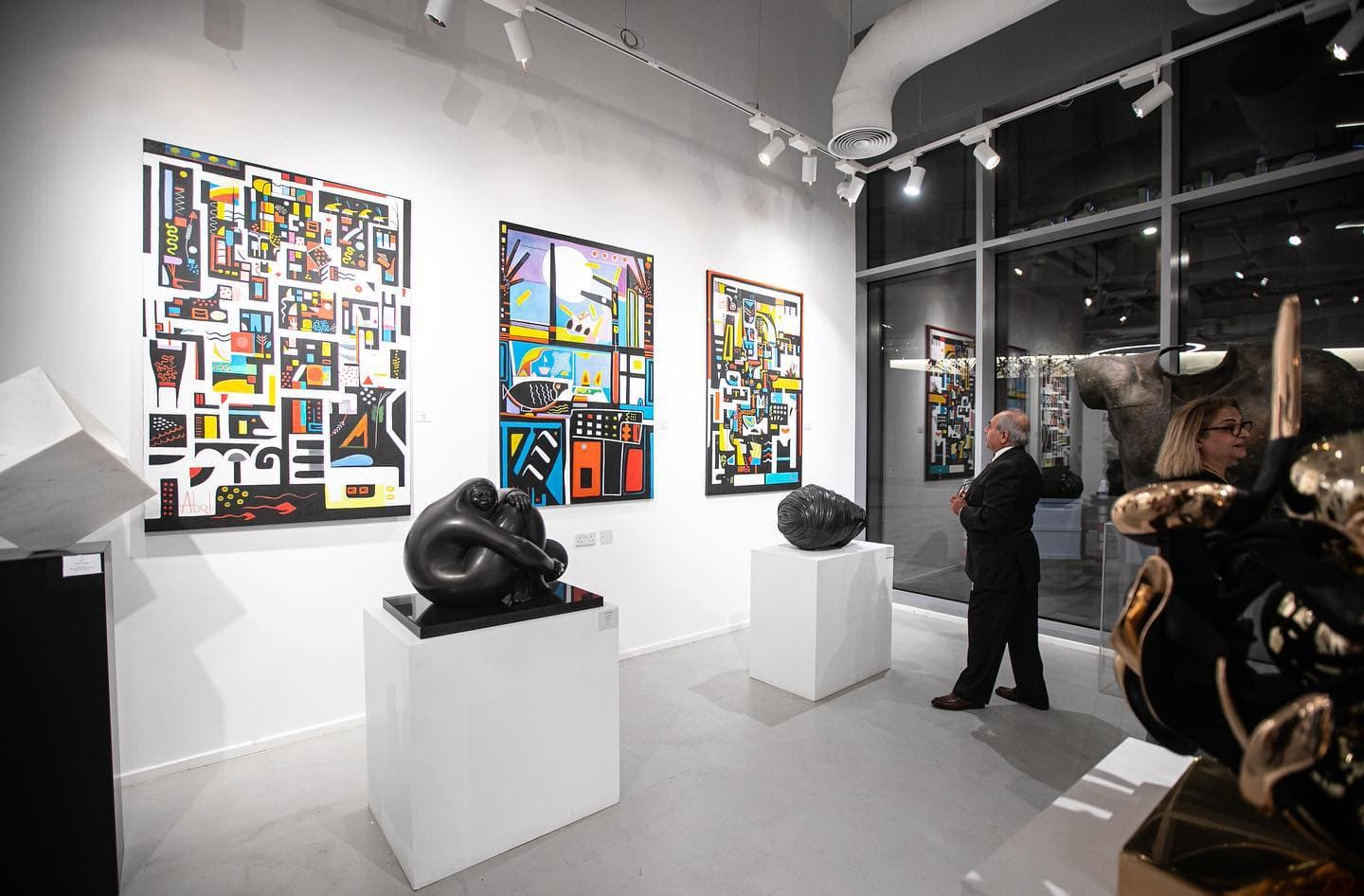 Oblong Contemporary Gallery