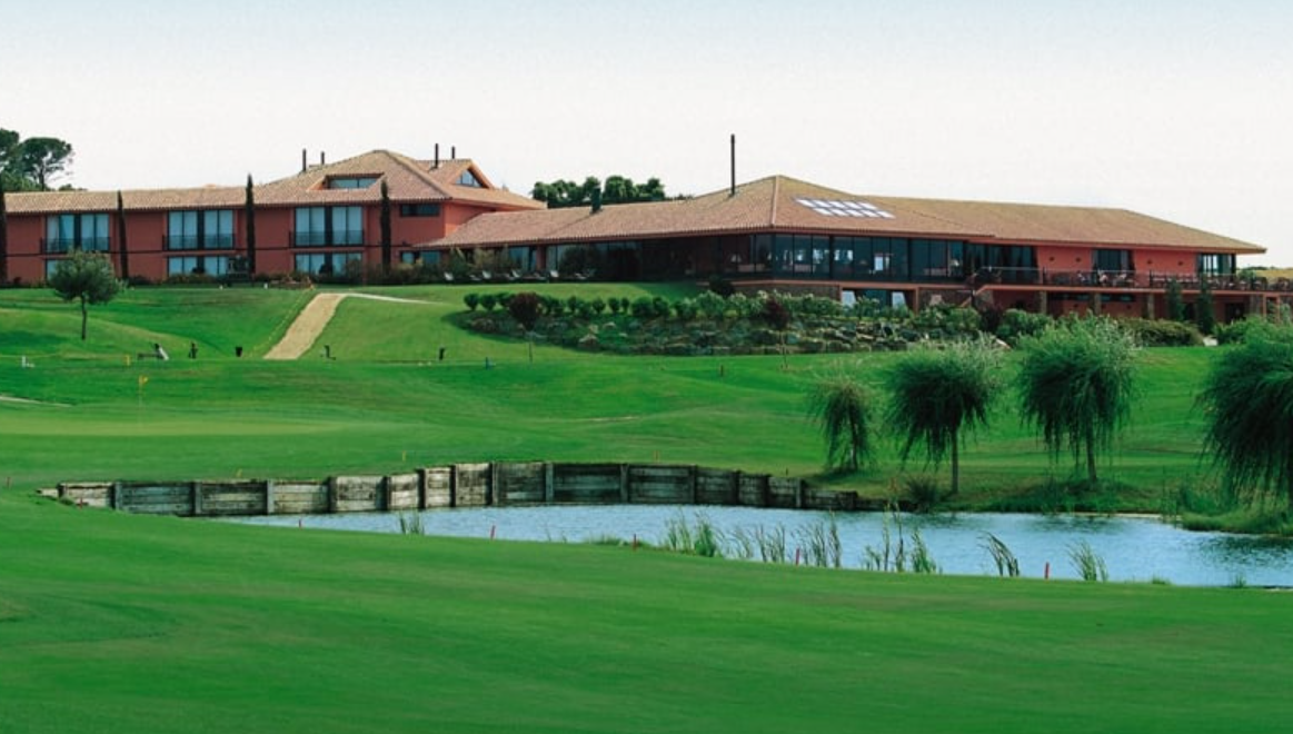 Torremirona Resort