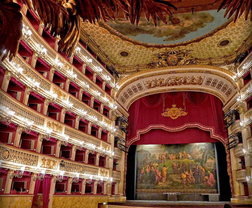 Teatro_di_San_Carlo_Naples_Italy