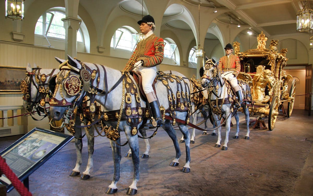 Buckingham_Palace_5