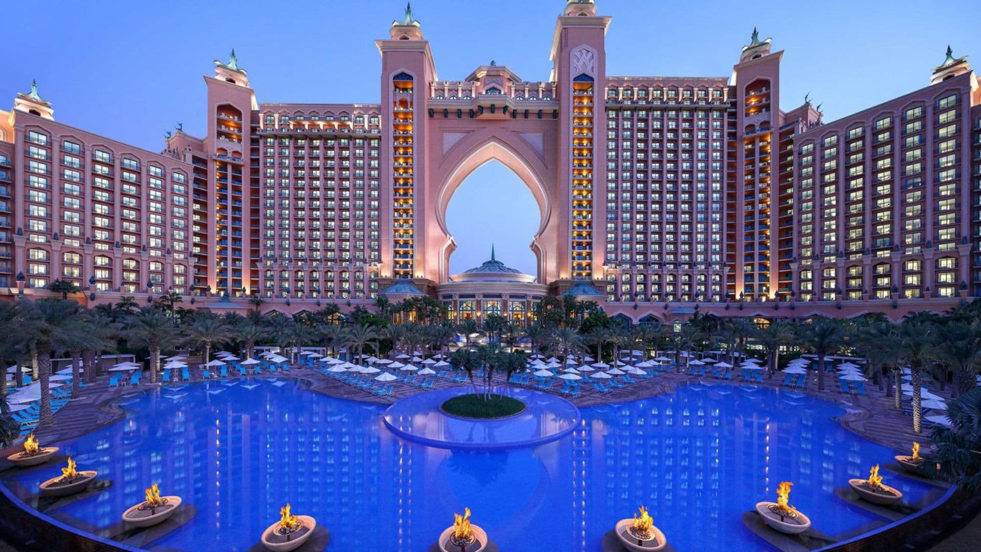 An Overview of Best Luxury Hotels on Palm Jumeirah - 29 March 2023 - 6