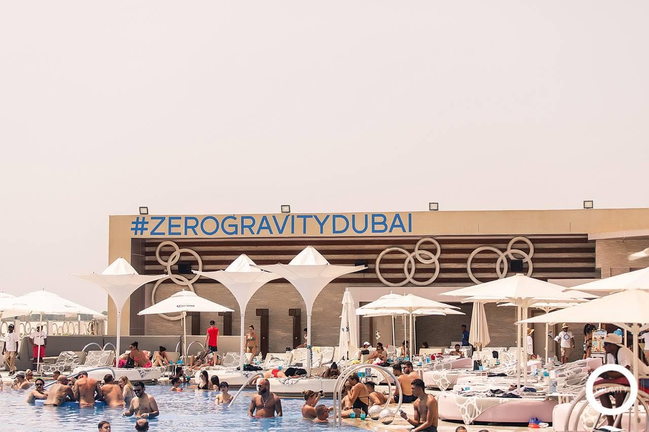 Zero_Gravity
