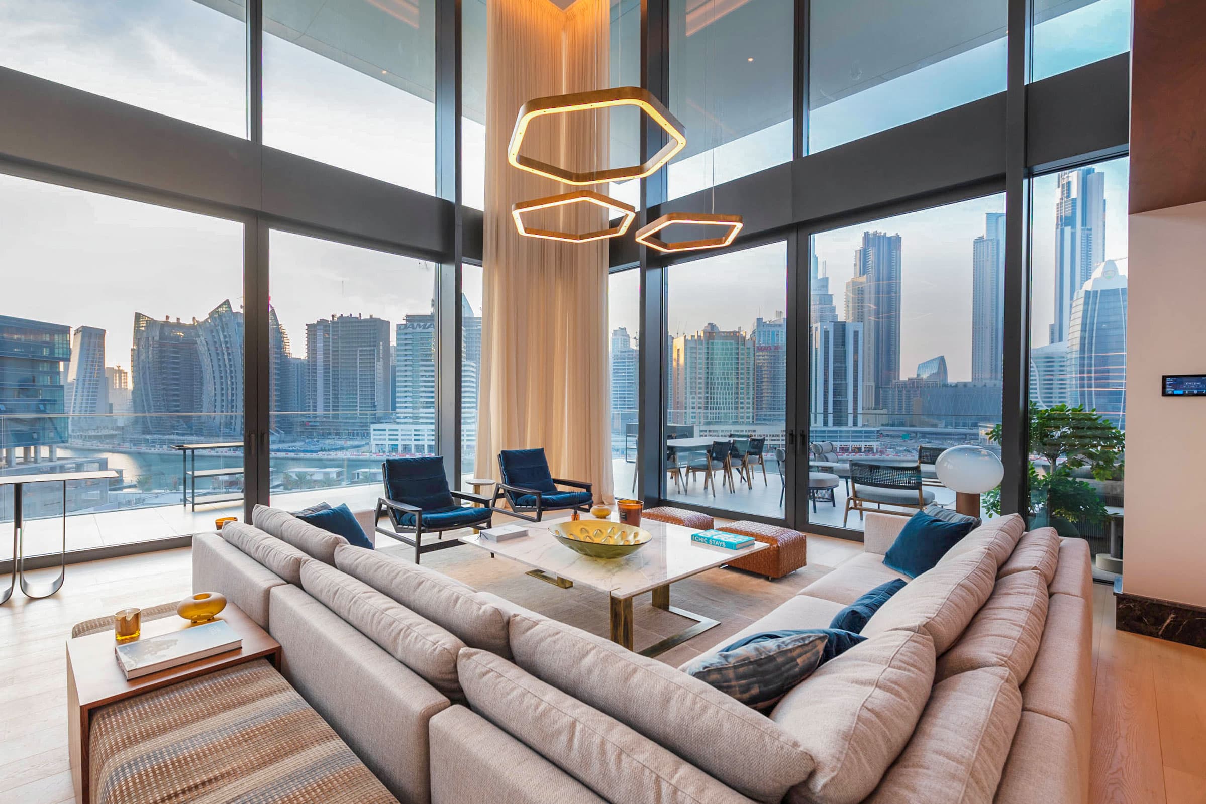 Business Bay: Where Commerce Meets Luxury - 28 March 2025 - 0