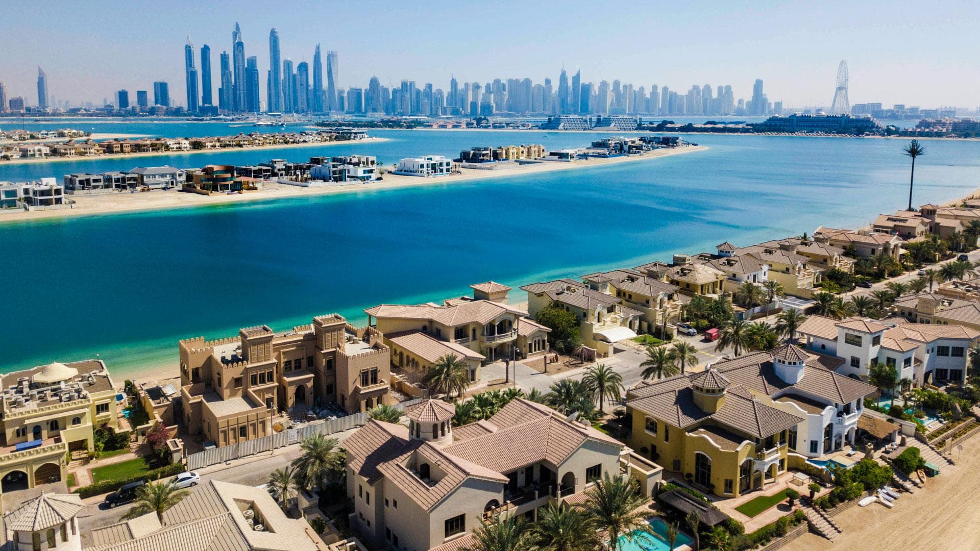Evicting Tenants from Villas in the UAE: What New Buyers Need to Know