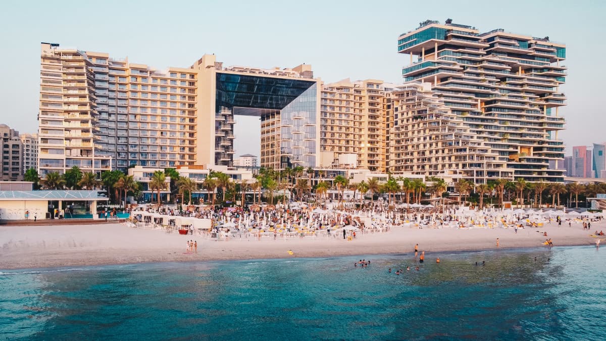 24 hours beach in Dubai