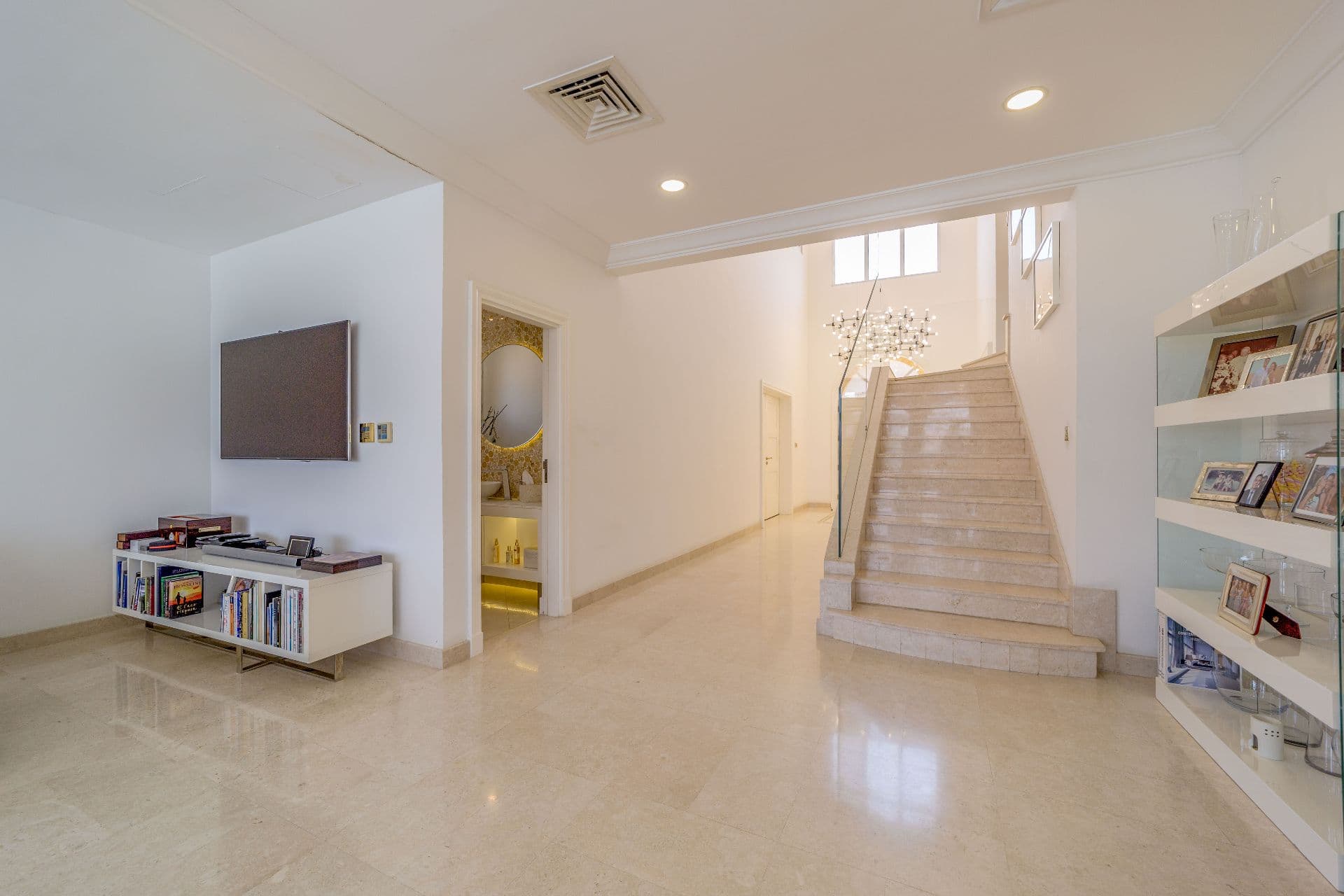 Palm_Jumeirah_Home_Dubai