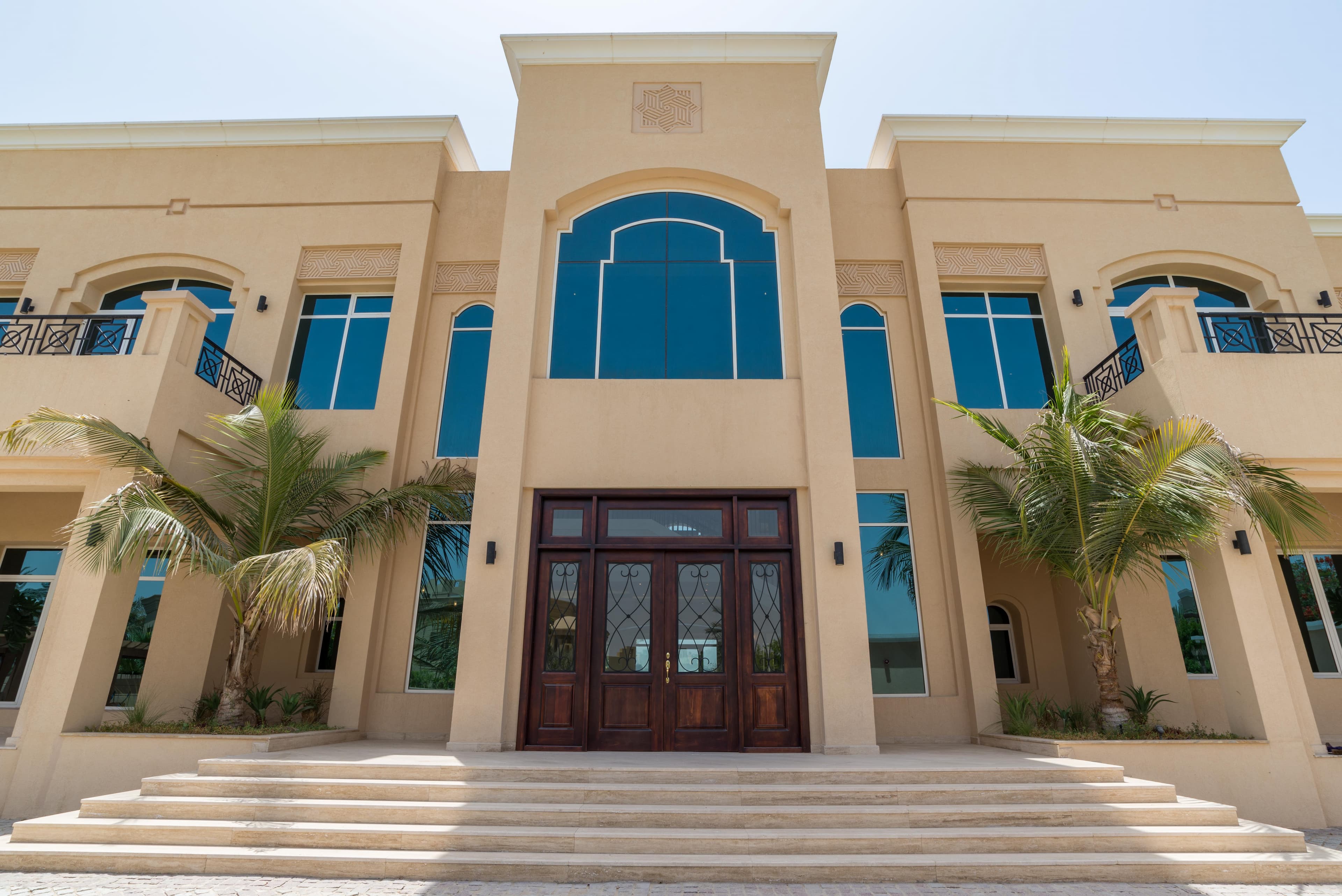 Property Tour: Arabic-Style Emirates Hills Villa