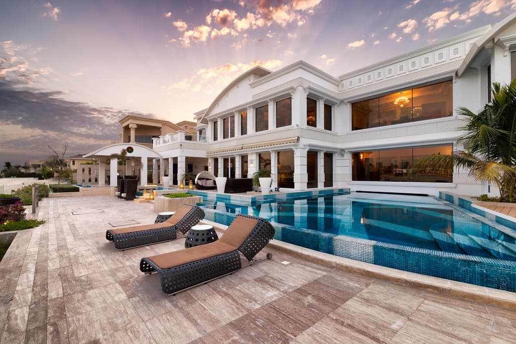 Key Questions To Ask Your Broker While Buying  A Villa In Dubai