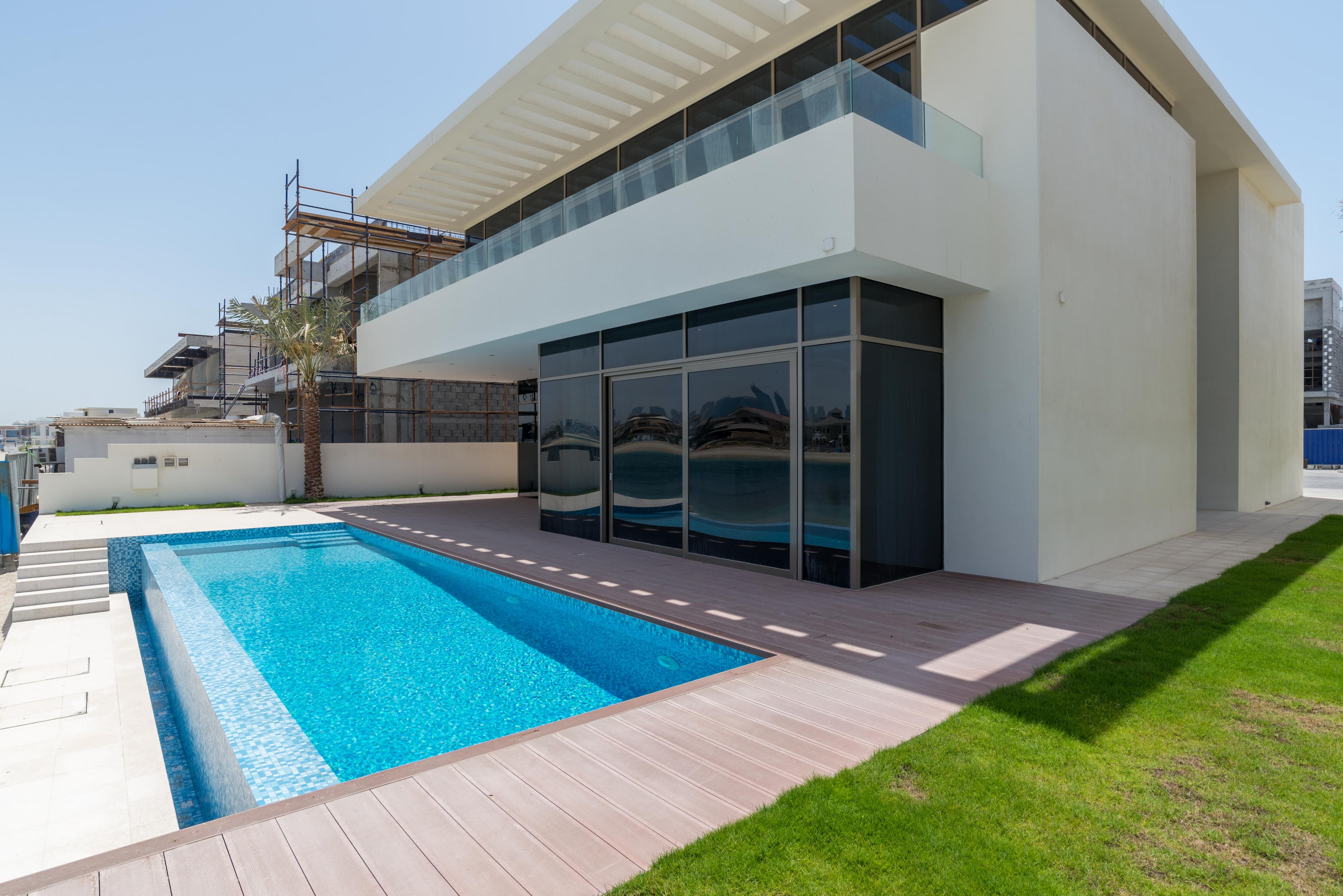 Property Tour: Contemporary Villa on Frond N, Palm Jumeirah