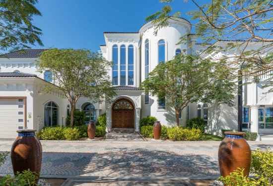 Property Tour: Four Pearls on Palm Jumeirah