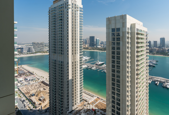 Emaar Beachfront Features