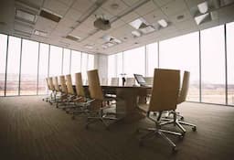 Understanding the Different Company Types in the UAE