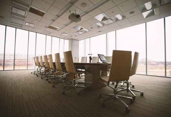 Understanding the Different Company Types in the UAE