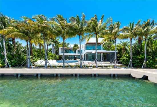 Best And Finest Waterfront Homes In Miami