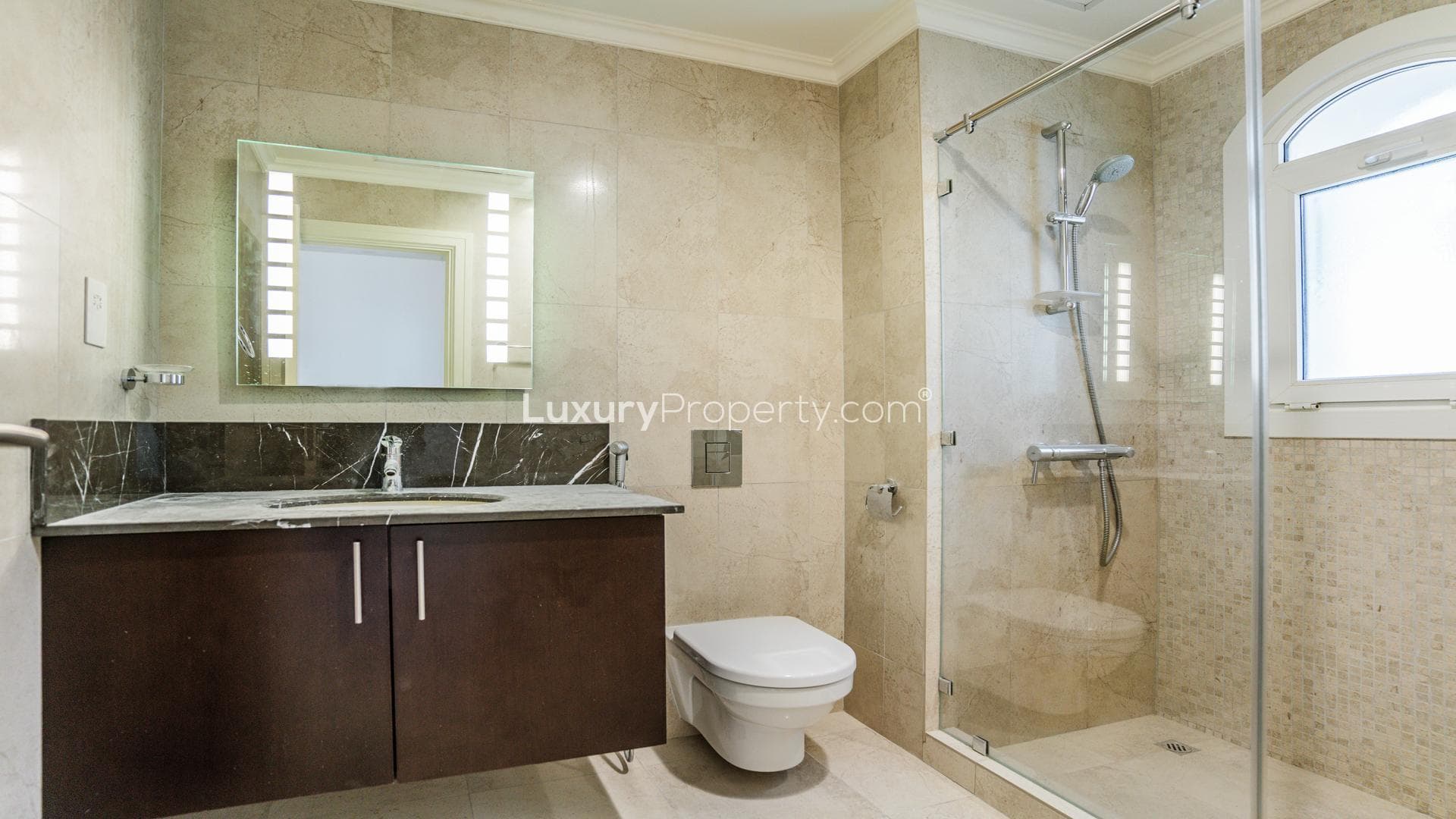5 Bedroom  For Rent Fire Lp15535 61062b4ed442240.jpg