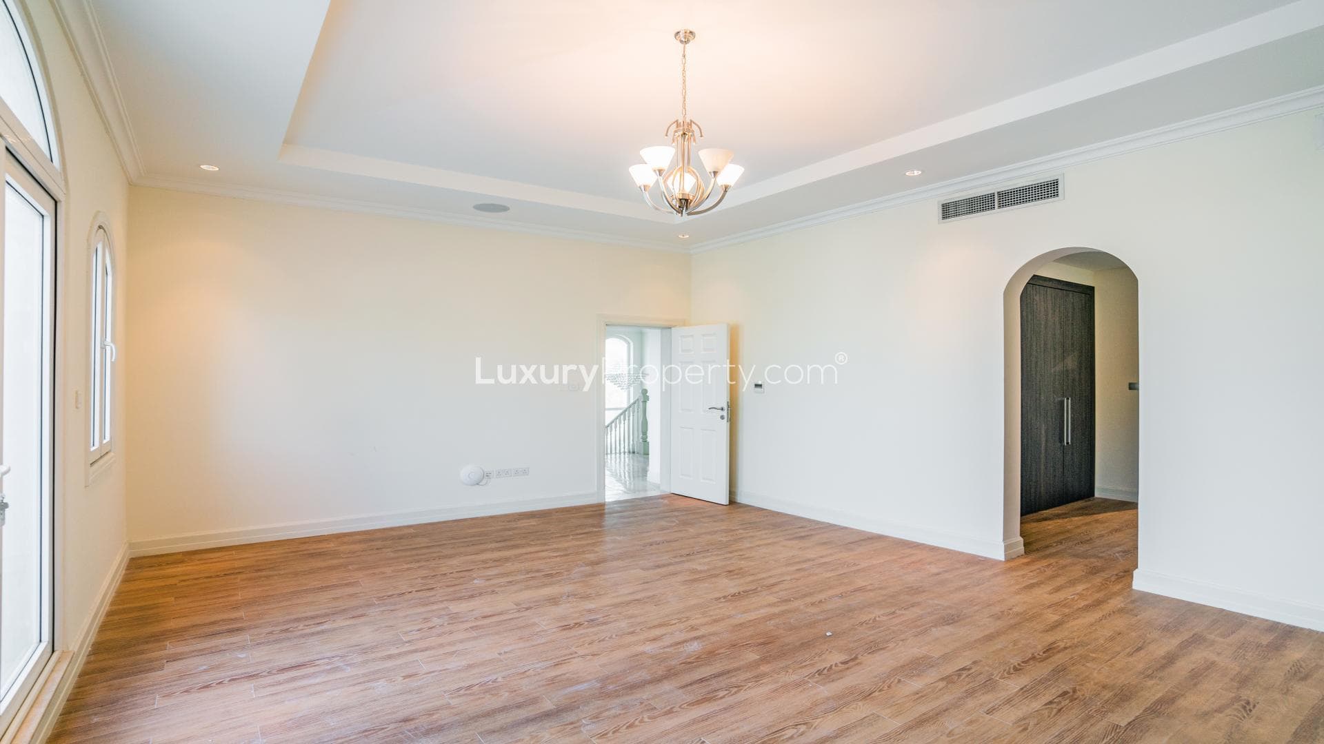 5 Bedroom  For Rent Fire Lp15536 81ae89eaa93c580.jpg