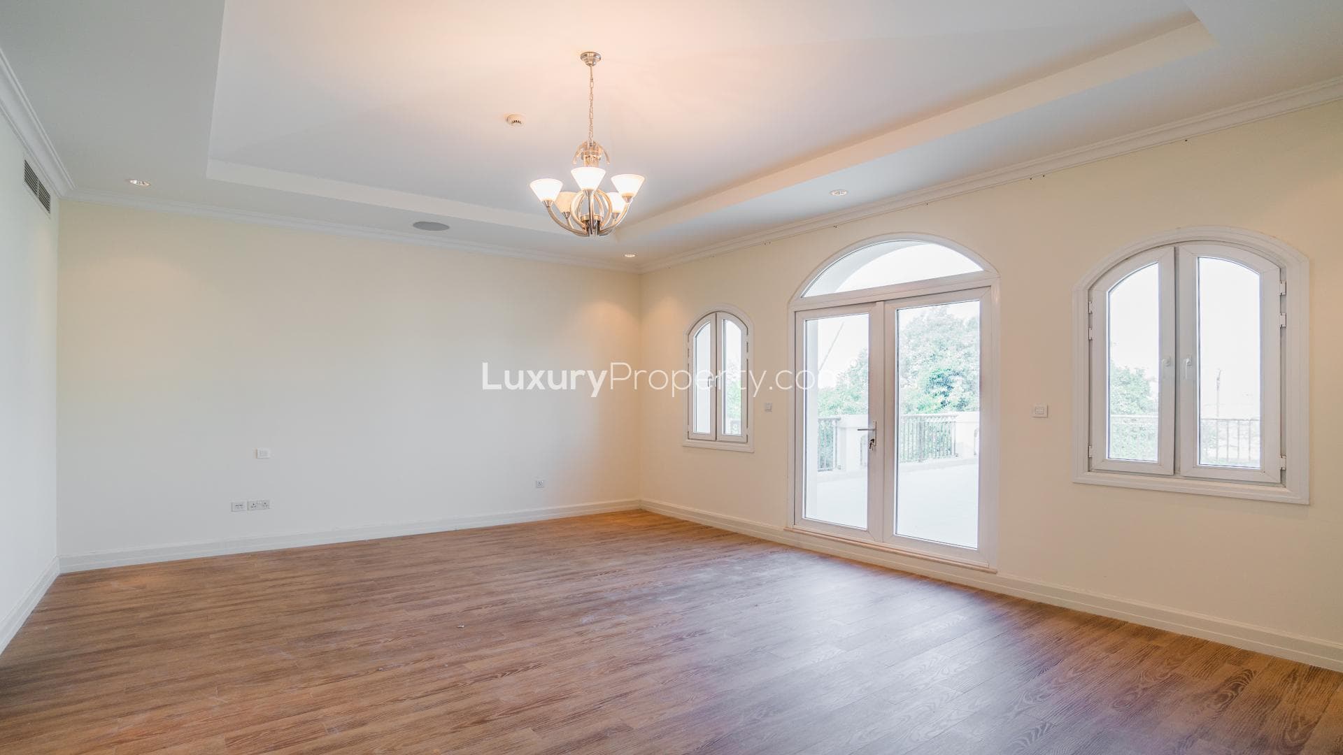5 Bedroom  For Rent Fire Lp15536 8c27de136c14880.jpg