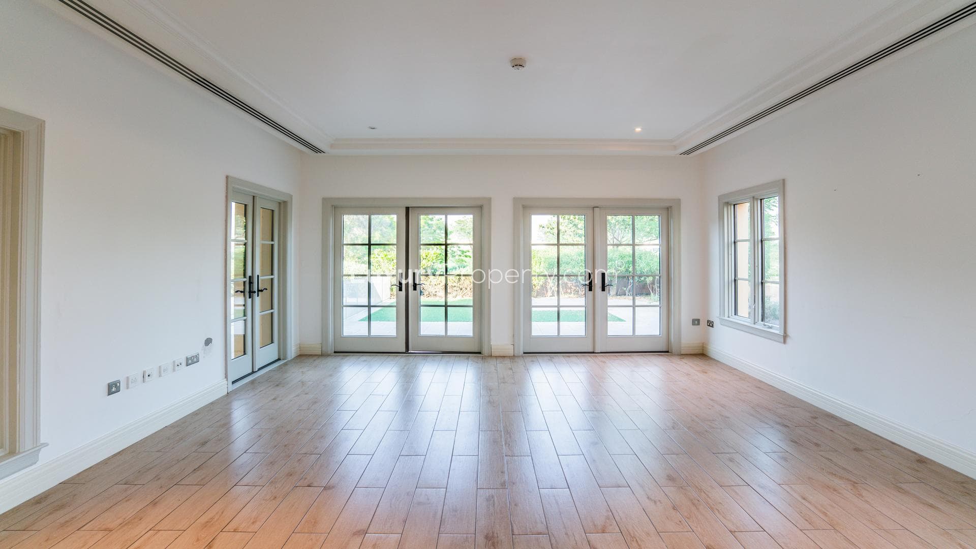 5 Bedroom  For Rent Fire Lp15541 51002d769daae00.jpg