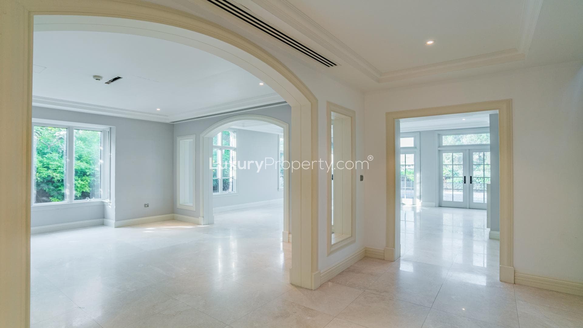 5 Bedroom  For Rent Fire Lp15541 7c14cefb4dd5040.jpg